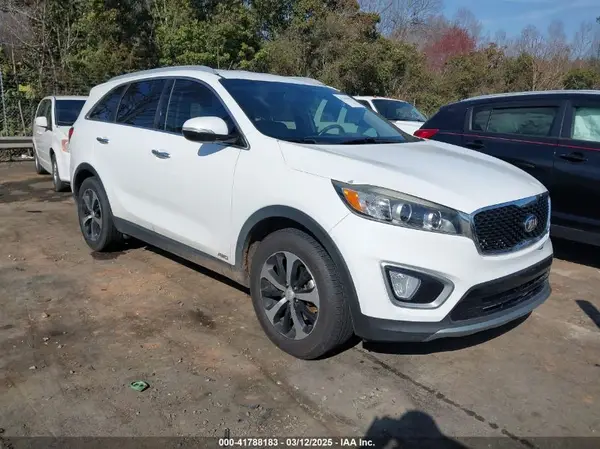 5XYPHDA19GG145323 2016 KIA SORENTO - Image 1