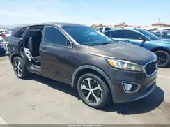 5XYPHDA1XGG018046 2016 KIA SORENTO