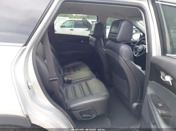5XYPHDA1XGG030794 2016 KIA SORENTO - Image 8