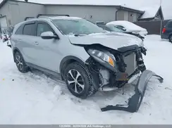 5XYPHDA1XGG049832 2016 KIA SORENTO