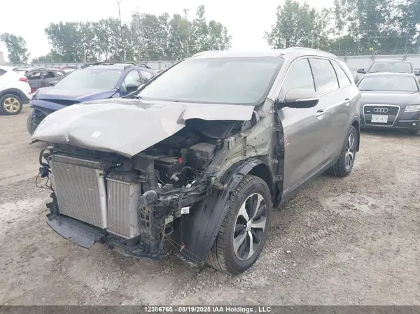 5XYPHDA1XGG093944 2016 KIA SORENTO - Image 2