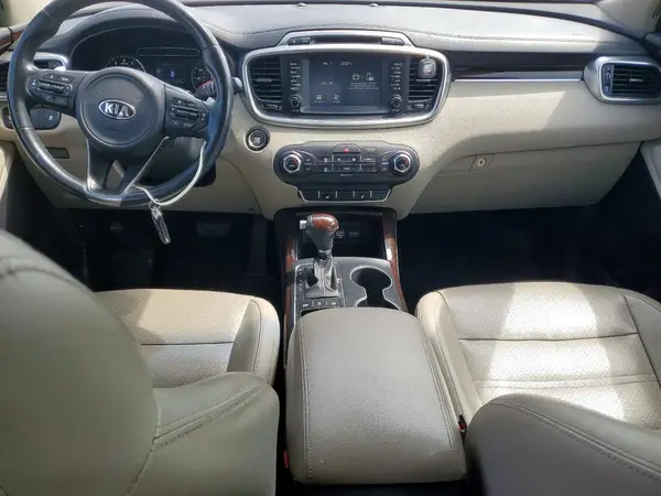 5XYPHDA1XHG240426 2017 KIA SORENTO - Image 8