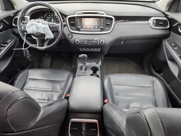 5XYPHDA1XJG354075 2018 KIA SORENTO - Image 8