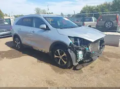 5XYPHDA1XJG357753 2018 KIA SORENTO