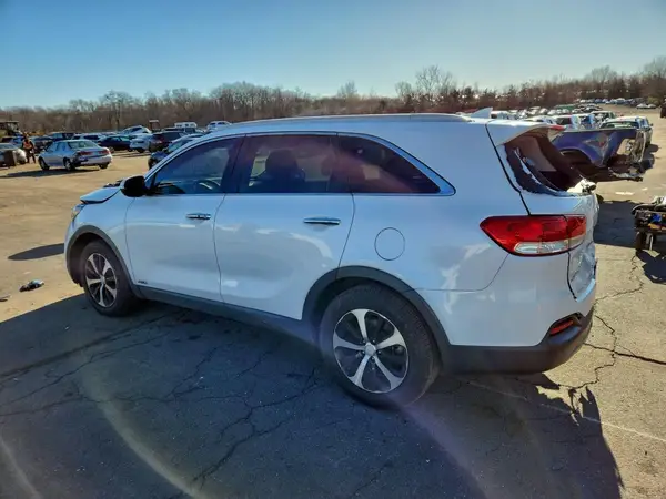 5XYPHDA1XJG357932 2018 KIA SORENTO - Image 2
