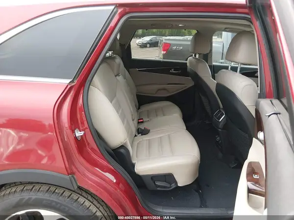 5XYPHDA1XJG374598 2018 KIA SORENTO - Image 8