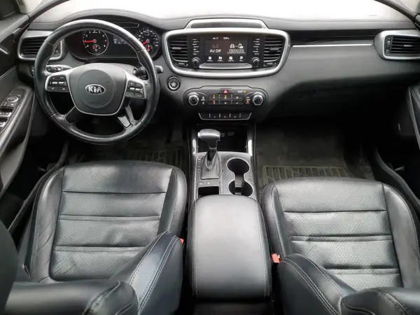 5XYPHDA32KG562437 2019 KIA SORENTO - Image 8