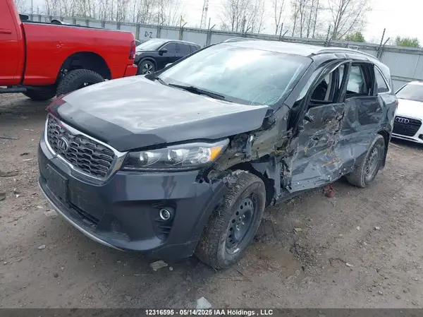 5XYPHDA33KG528278 2019 KIA SORENTO - Image 2