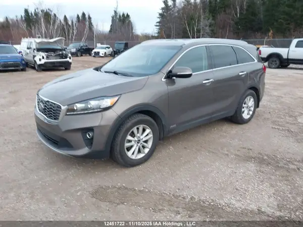 5XYPHDA33KG569378 2019 KIA SORENTO - Image 2