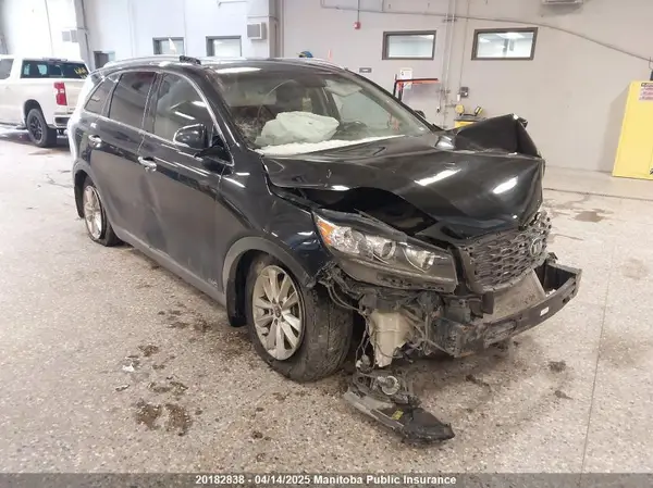 5XYPHDA33KG598105 2019 KIA SORENTO - Image 1