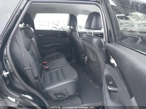 5XYPHDA34KG580101 2019 KIA SORENTO - Image 8