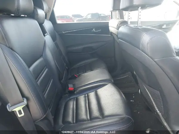 5XYPHDA37KG521138 2019 KIA SORENTO - Image 8