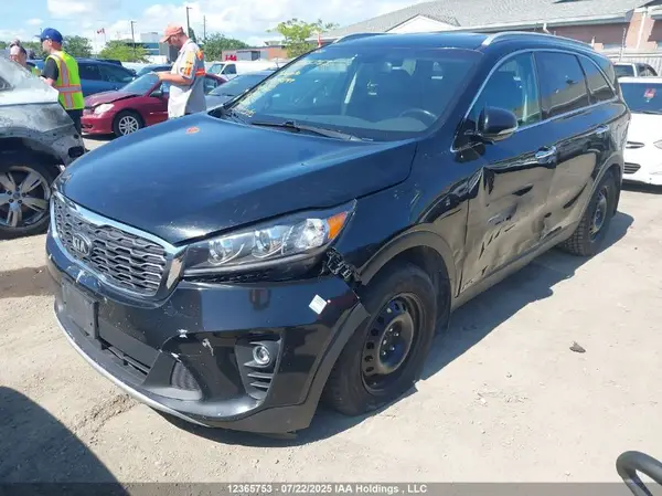 5XYPHDA37KG529899 2019 KIA SORENTO - Image 2