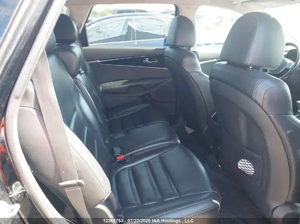 5XYPHDA37KG529899 2019 KIA SORENTO - Image 8