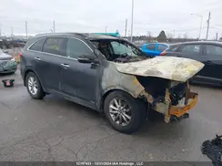 5XYPHDA39KG482908 2019 KIA SORENTO