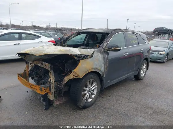 5XYPHDA39KG482908 2019 KIA SORENTO - Image 2