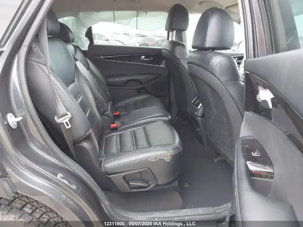 5XYPHDA3XKG498566 2019 KIA SORENTO - Image 8