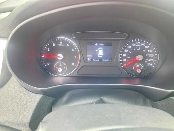 5XYPHDA41KG593954 2019 KIA SORENTO - Image 8