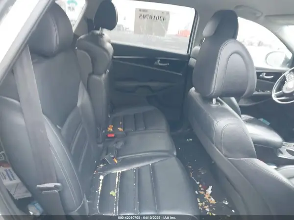 5XYPHDA50GG008709 2016 KIA SORENTO - Image 8
