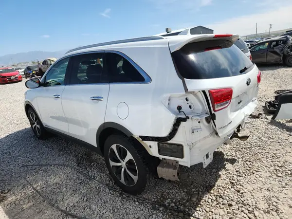 5XYPHDA50GG091641 2016 KIA SORENTO - Image 2