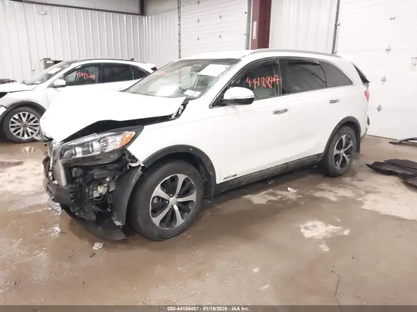 5XYPHDA50GG101973 2016 KIA SORENTO - Image 2