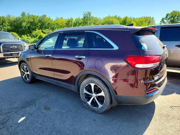 5XYPHDA50GG132866 2016 KIA SORENTO - Image 2