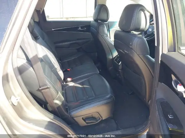 5XYPHDA50GG142782 2016 KIA SORENTO - Image 8