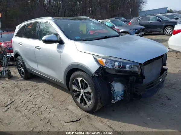5XYPHDA50GG180688 2016 KIA SORENTO - Image 1