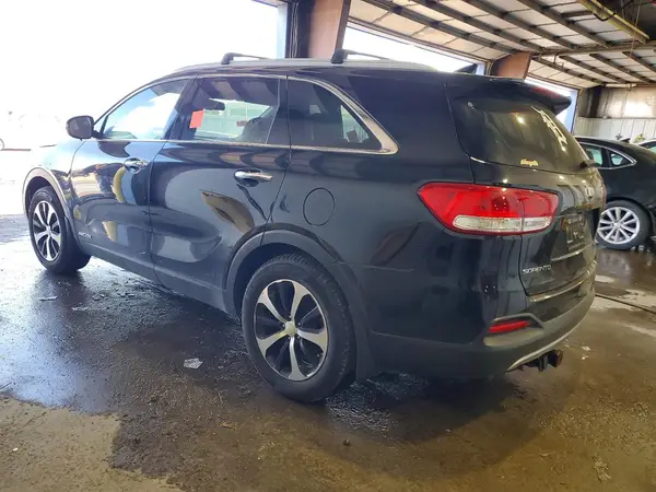 5XYPHDA50HG282414 2017 KIA SORENTO - Image 2