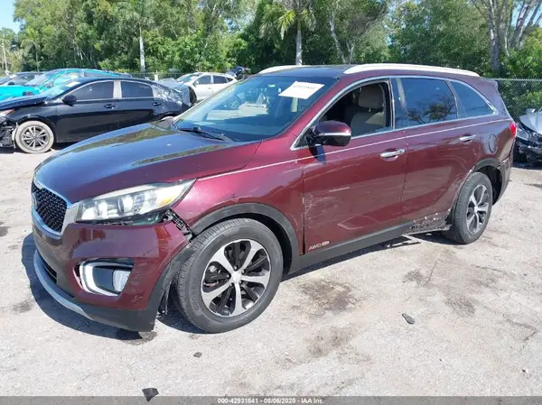 5XYPHDA50HG286673 2017 KIA SORENTO - Image 2
