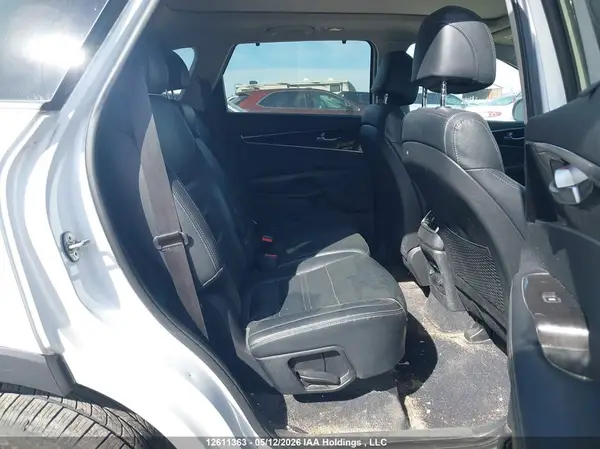 5XYPHDA50HG297236 2017 KIA SORENTO - Image 8