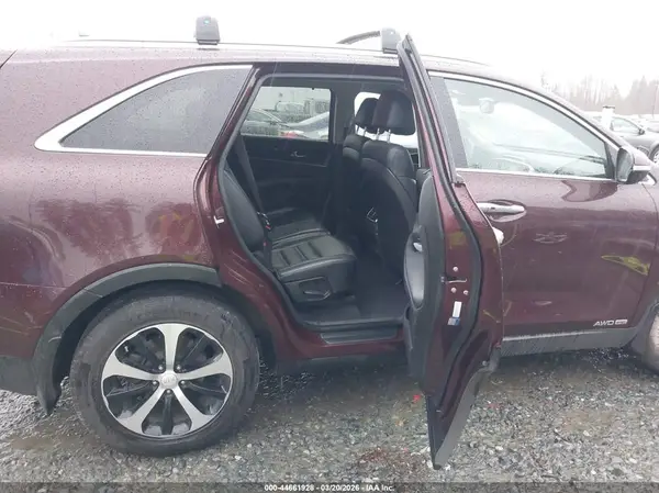 5XYPHDA50HG324158 2017 KIA SORENTO - Image 8