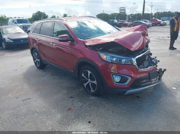 5XYPHDA50JG346392 2018 KIA SORENTO - Image 1