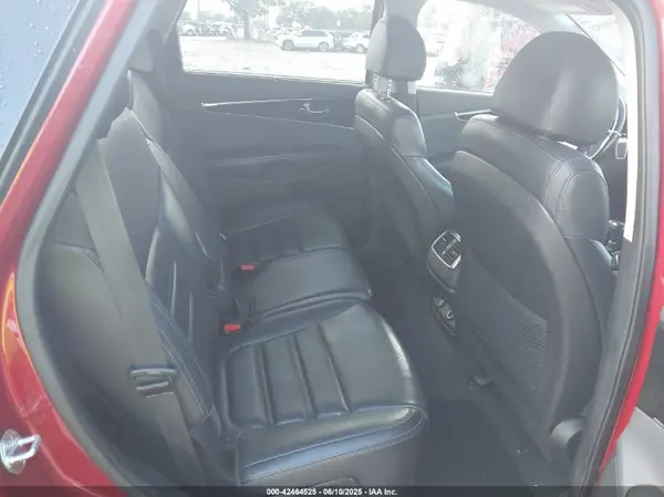 5XYPHDA50JG346392 2018 KIA SORENTO - Image 8