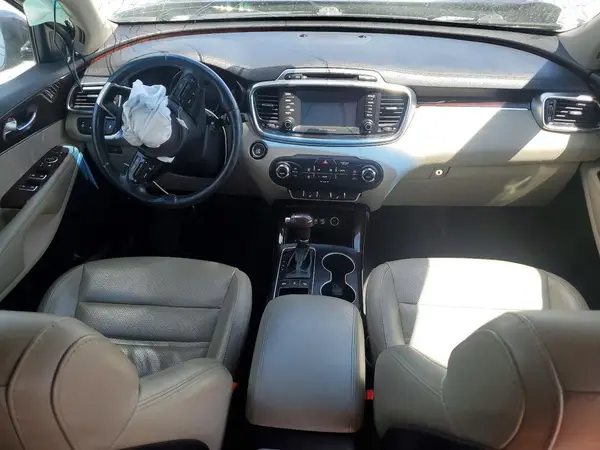 5XYPHDA50JG391073 2018 KIA SORENTO - Image 8