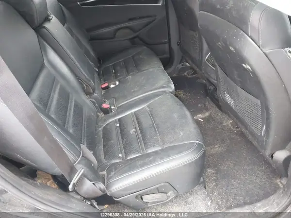 5XYPHDA50JG399254 2018 KIA SORENTO - Image 8