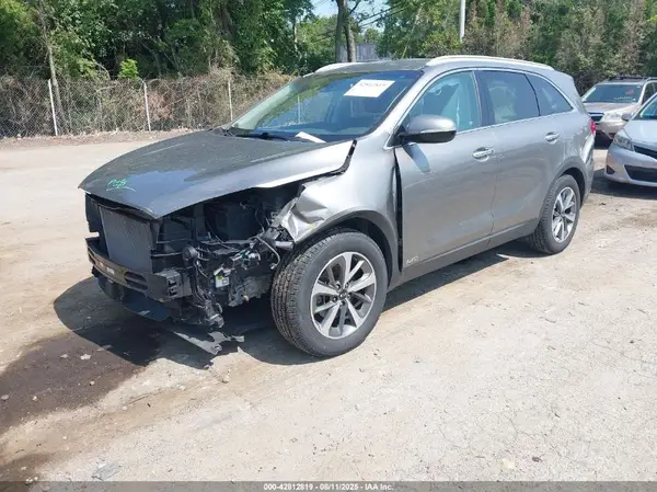 5XYPHDA50KG467036 2019 KIA SORENTO - Image 2