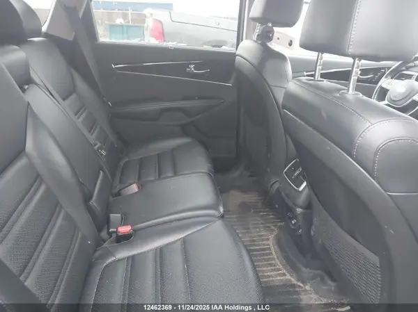 5XYPHDA50KG550062 2019 KIA SORENTO - Image 8