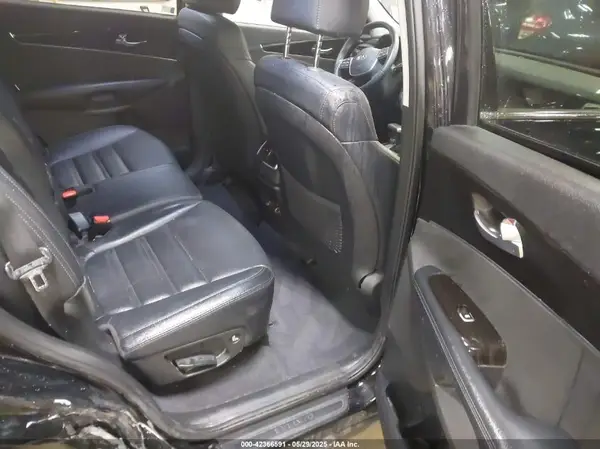 5XYPHDA50LG688315 2020 KIA SORENTO - Image 8
