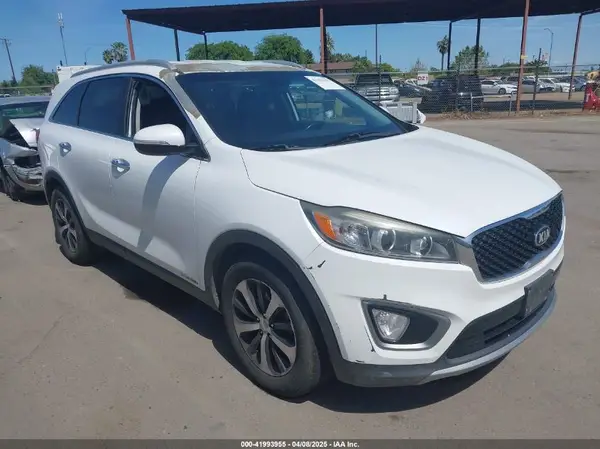 5XYPHDA51GG001543 2016 KIA SORENTO - Image 1