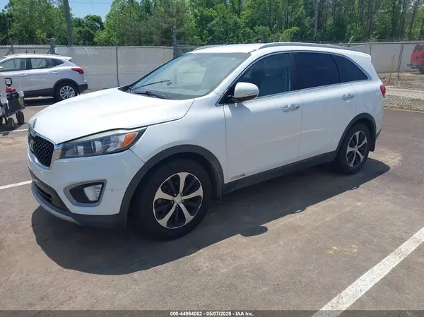 5XYPHDA51GG004264 2016 KIA SORENTO - Image 2