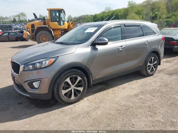 5XYPHDA51GG031156 2016 KIA SORENTO - Image 2