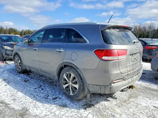 5XYPHDA51GG080440 2016 KIA SORENTO - Image 2