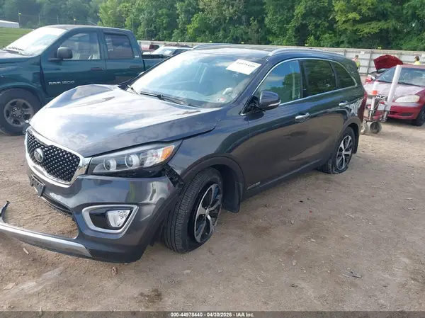 5XYPHDA51GG091356 2016 KIA SORENTO - Image 2