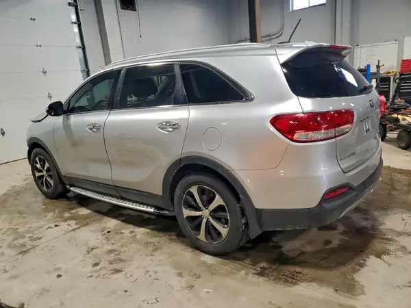 5XYPHDA51GG094161 2016 KIA SORENTO - Image 2