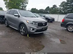 5XYPHDA51GG142743 2016 KIA SORENTO
