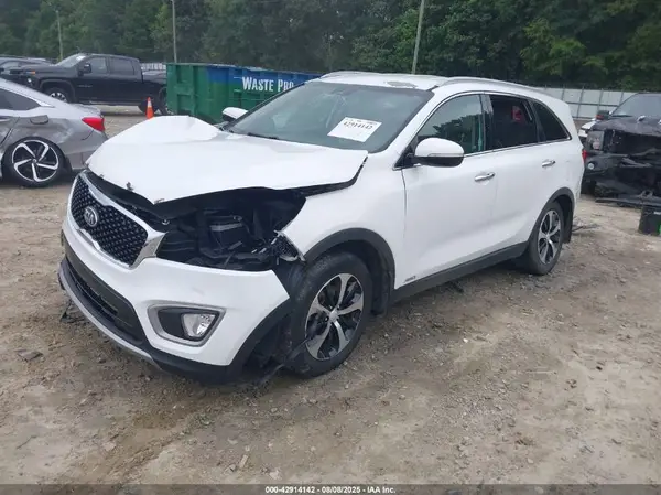 5XYPHDA51GG180358 2016 KIA SORENTO - Image 2