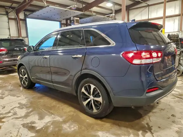 5XYPHDA51HG200450 2017 KIA SORENTO - Image 2