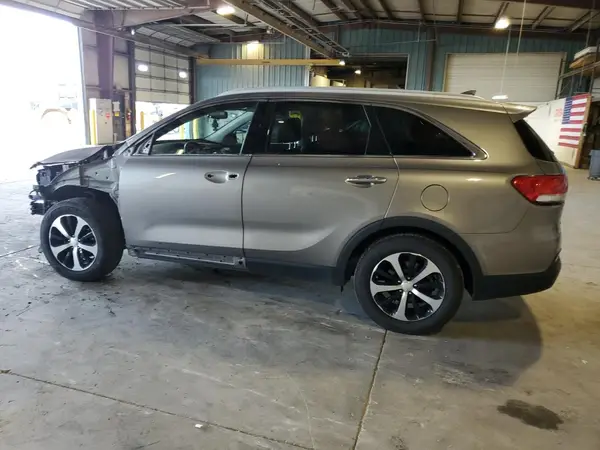 5XYPHDA51HG227387 2017 KIA SORENTO - Image 2