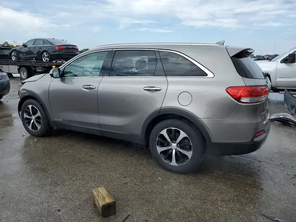 5XYPHDA51HG232041 2017 KIA SORENTO - Image 2
